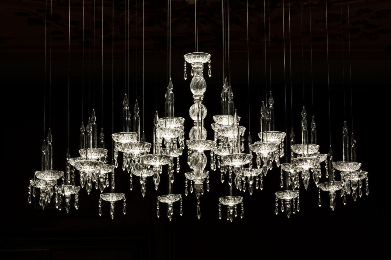 فندق Sapphire House Antwerp, Autograph Collection المظهر الخارجي الصورة A chandelier