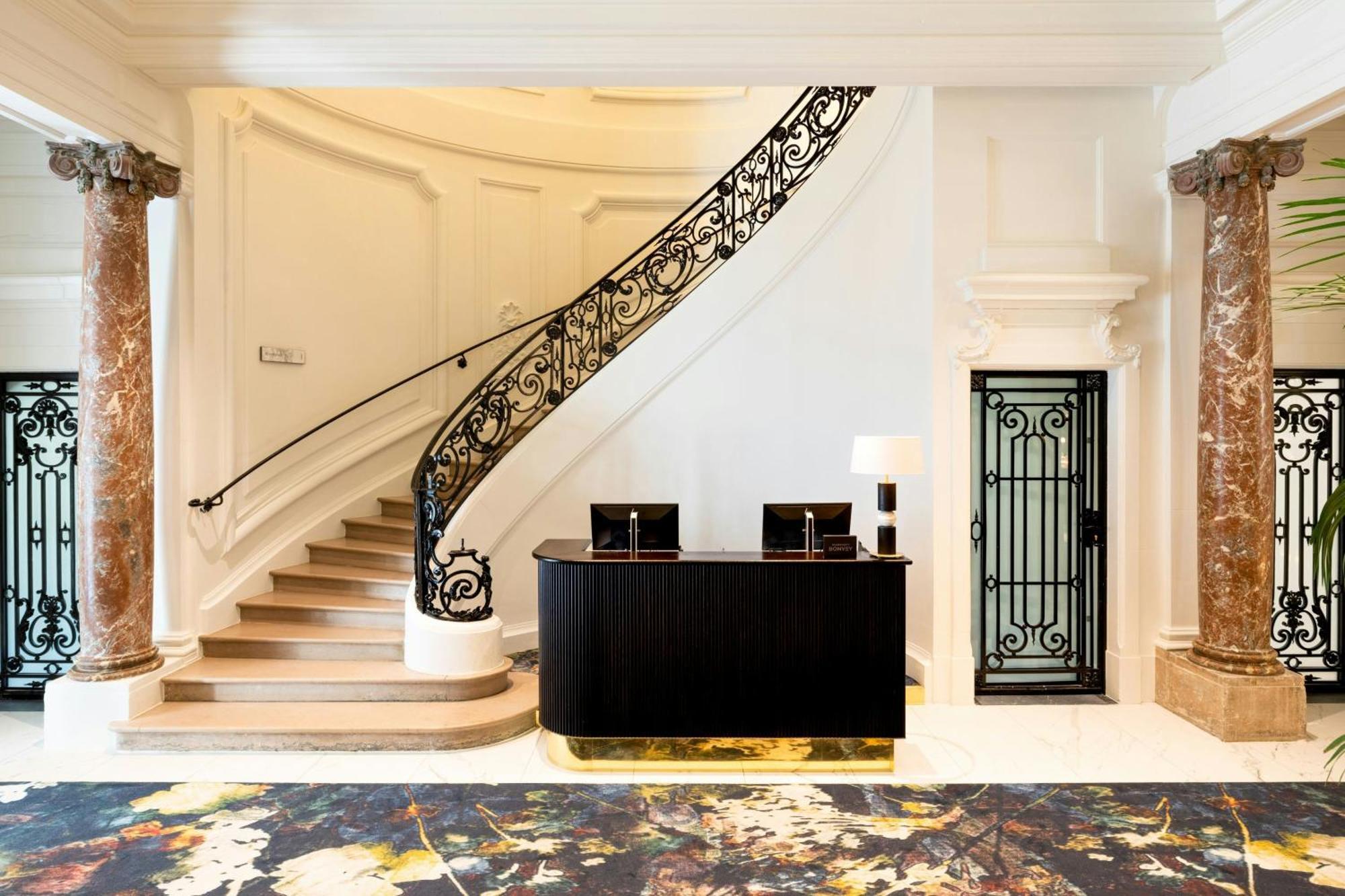 فندق Sapphire House Antwerp, Autograph Collection المظهر الخارجي الصورة The lobby of the hotel